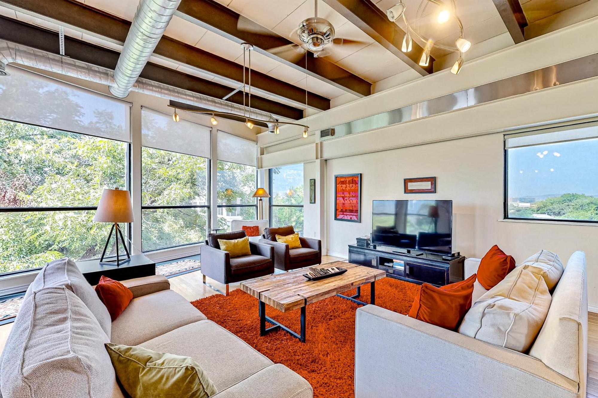 Encinal Condominiums オースティン 部屋 写真